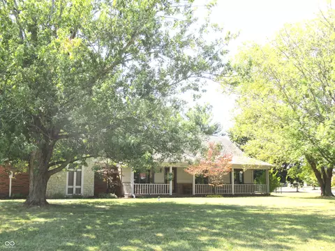 6180 Canterbury Ct, Pittsboro, IN 46167