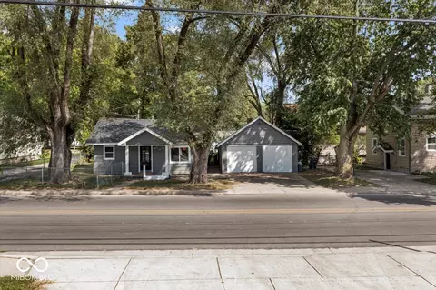 220 E 29th St, Anderson, IN 46016