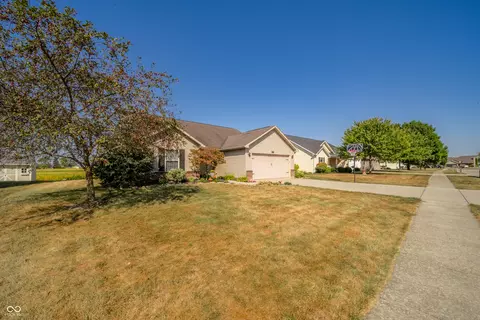 571 Redwood Dr, Pendleton, IN 46064 photo 5