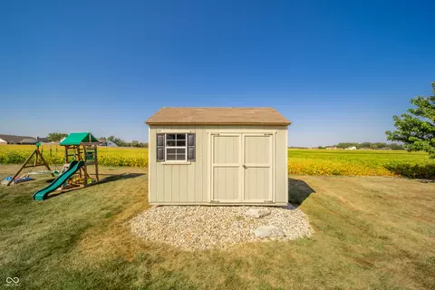 571 Redwood Dr, Pendleton, IN 46064 photo 32