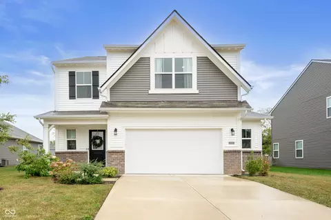 2755 Grassy Branch Dr, Whitestown, IN 46075