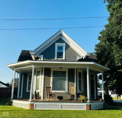 1160 Franklin Ave, Brookville, IN 47012