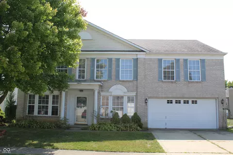 10645 Wyatt Dr, Indianapolis, IN 46231