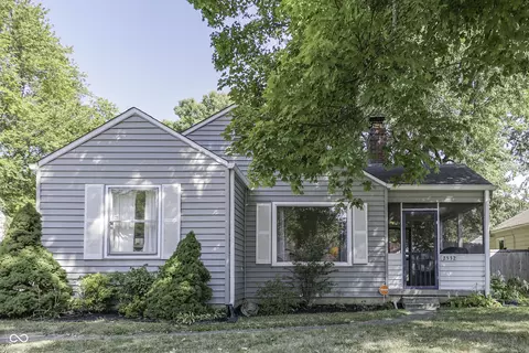 2532 Dell Zell Dr, Indianapolis, IN 46220