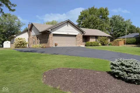 7302 Hidden Valley Dr, Plainfield, IN 46168 photo 3