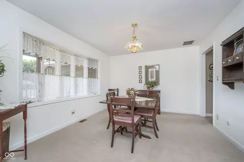 7302 Hidden Valley Dr, Plainfield, IN 46168 photo 5