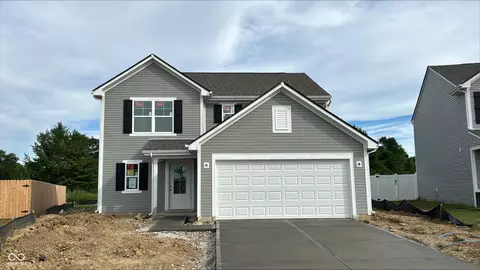 611 Derek Ln, Trafalgar, IN 46181