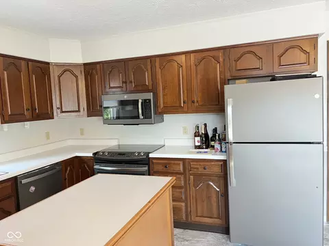 Kitchen - 4159 E 450 S, Waldron, IN 46182 photo 3 of 7