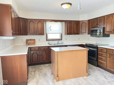 Kitchen - 4159 E 450 S, Waldron, IN 46182 photo 1 of 7