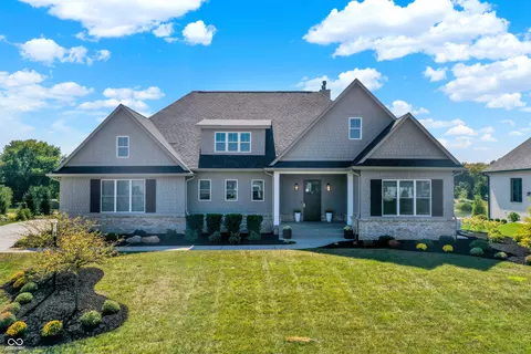 15113 Grassy Creek Ln, Carmel, IN 46033