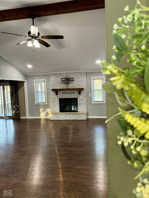 1007 Corey Ln, Plainfield, IN 46168 photo 4