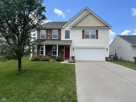 3280 Lakestream Dr, Columbus, IN 47201