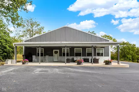 1392 N Michigan Rd, Shelbyville, IN 46176