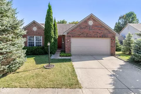 1927 E Maple Park Dr, Westfield, IN 46074