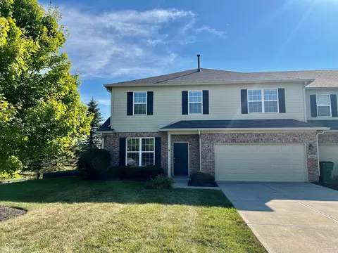 4022 Bullfinch Way, Noblesville, IN 46062