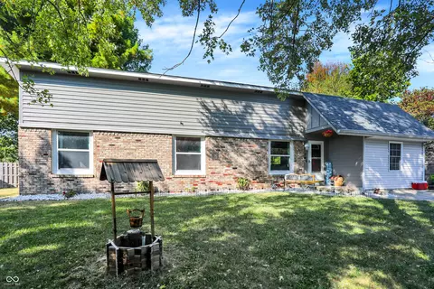 326 Fox Cir, Noblesville, IN 46060