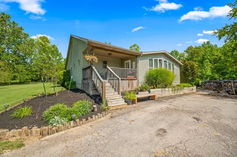 6645 S 650 W, Columbus, IN 47201