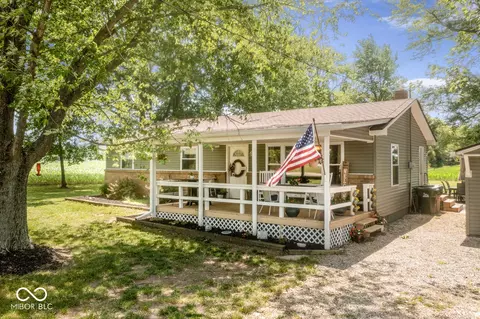6223 E 550 S, Waldron, IN 46182