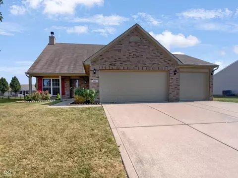 889 Grandiflora Dr, Greenwood, IN 46143
