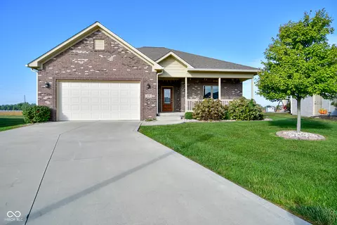 12720 N Commons W Dr, Mooresville, IN 46158