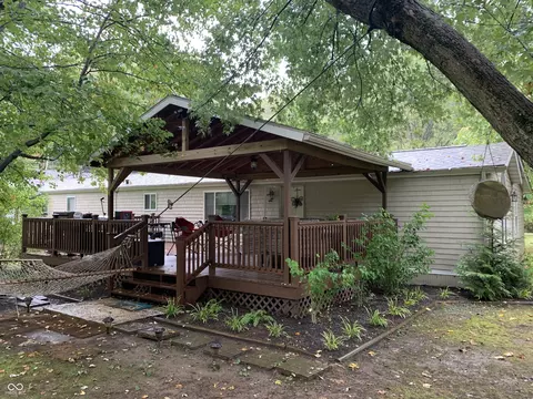 3027 S Walker Ramp Rd, Rockville, IN 47872