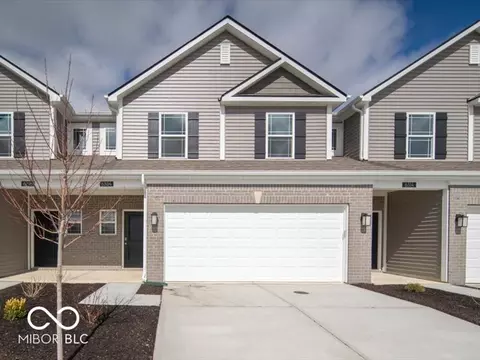 6304 Wasco Dr, Whitestown, IN 46075