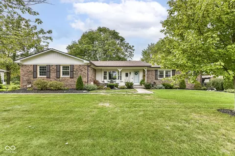 13411 Nottingham Rd, Fishers, IN 46038