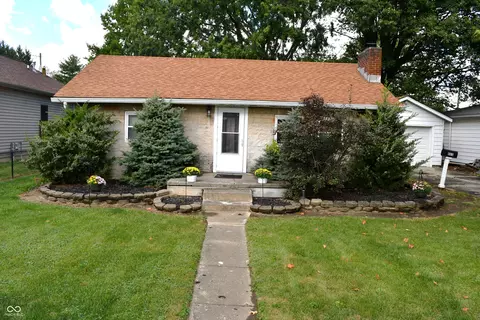 511 E 1st St, Sheridan, IN 46069