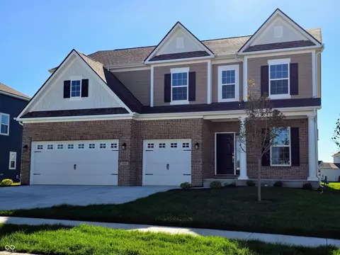 3905 Saddle Club S Pkwy, Bargersville, IN 46106