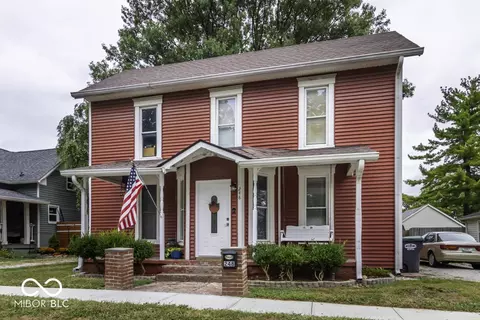 248 E Broadway St, Greenwood, IN 46143