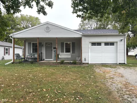 114 W Berry St, Greencastle, IN 46135