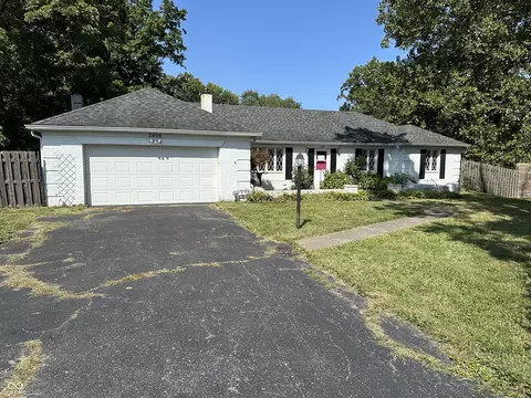 5406 E 71st St, Indianapolis, IN 46220