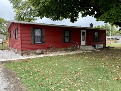 217 S Cherry St, Bainbridge, IN 46105
