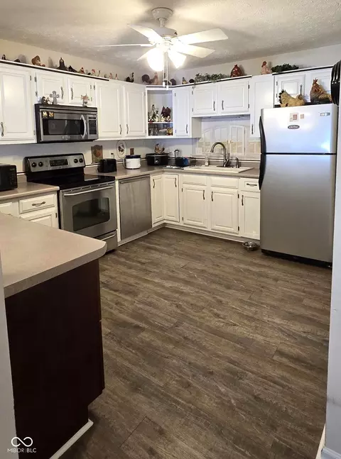 232 Andrews Blvd, Plainfield, IN 46168 photo 11