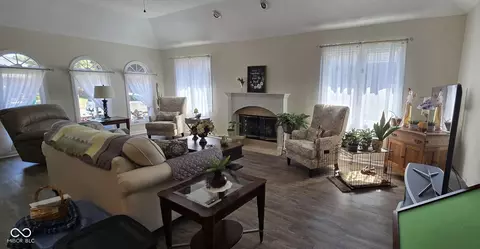 232 Andrews Blvd, Plainfield, IN 46168 photo 2