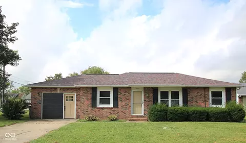 1407 Martin Ct, Seymour, IN 47274