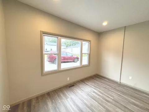 Living - 207 Elm St, Waldron, IN 46182 photo 1 of 4
