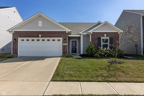 2753 Pointe Harbour Dr, Indianapolis, IN 46229