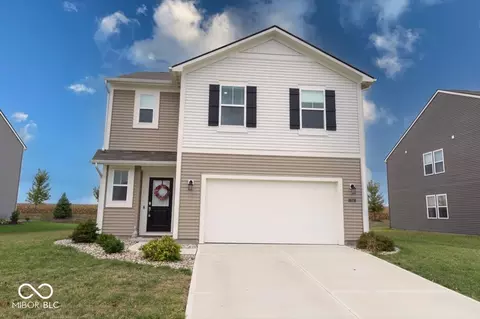 396 Bluestem Ln, Whiteland, IN 46184