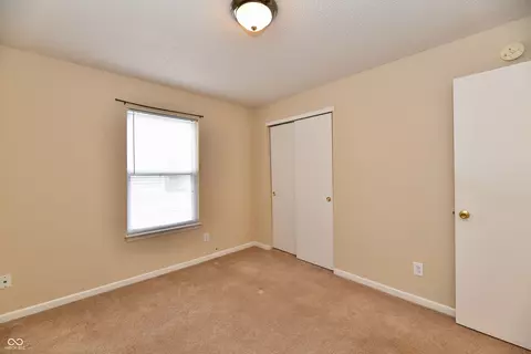 Bedroom - 2195 Shadowbrook Dr, Plainfield, IN 46168 photo 2 of 6