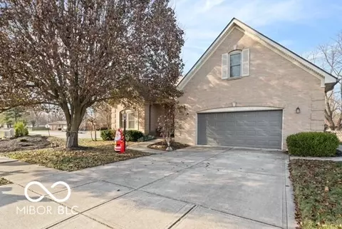 5454 Rosebrock Ln, Indianapolis, IN 46217