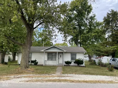 1026 E 7th St, Greenfield, IN 46140