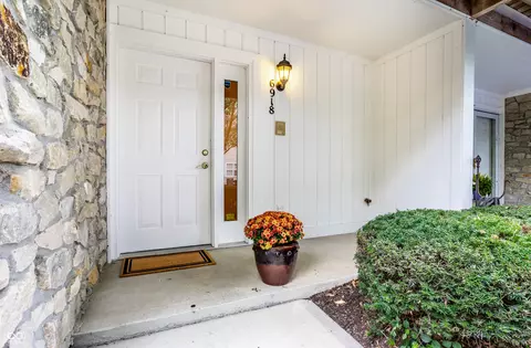 6918 Ralph Ct, Indianapolis, IN 46220