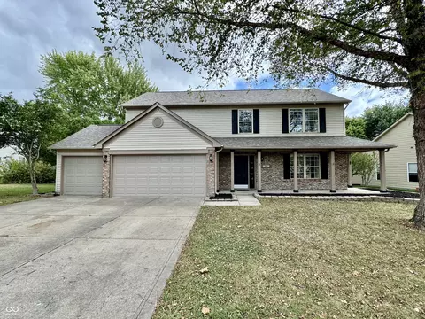 919 Stonebridge Dr, Avon, IN 46123