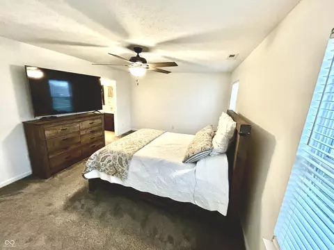 Bedroom - 6575 Honeysuckle Way, Pendleton, IN 46064 photo 3 of 6