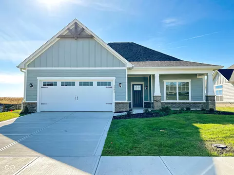 1581 Tupelo Dr, Greenfield, IN 46140