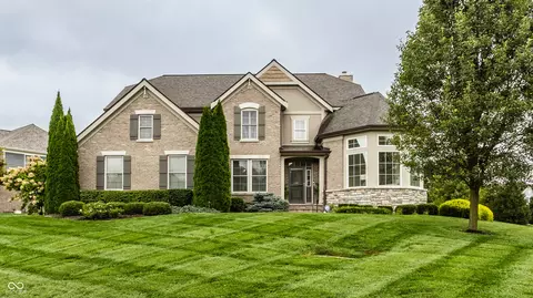 11503 Wildlife Ct, Zionsville, IN 46077