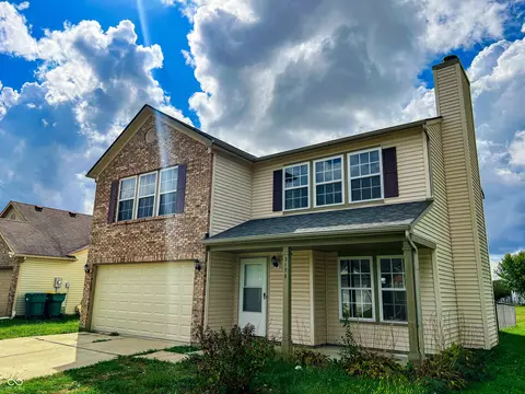 2198 Summerfield Dr, Plainfield, IN 46168