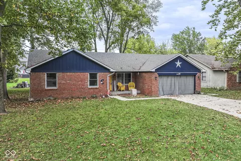 440 Morse Landing Dr, Cicero, IN 46034