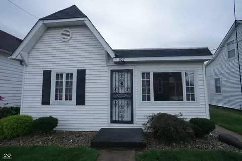 307 South St, Batesville, IN 47006